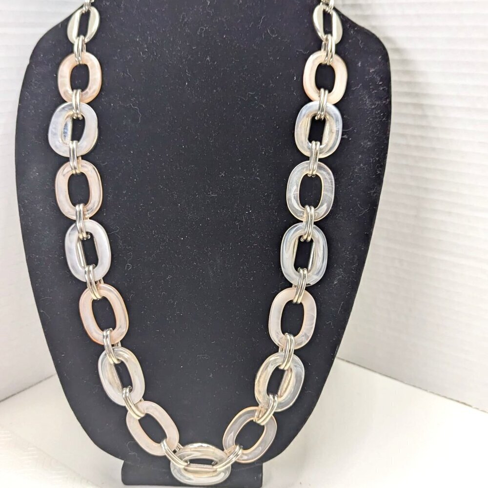 NY Cream/ Grey With Marble Effect Acrylic Oval Link Necklace 38"+ext, Belt?